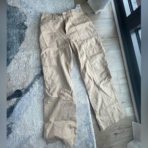 Abercrombie tan cargo pants NWT